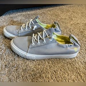 Timberland Newport Bay canvas shoes size 9 women’s